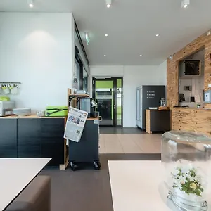 https://a2-hotels-denkendorf-airport-messe.stuttgart-hotel.com